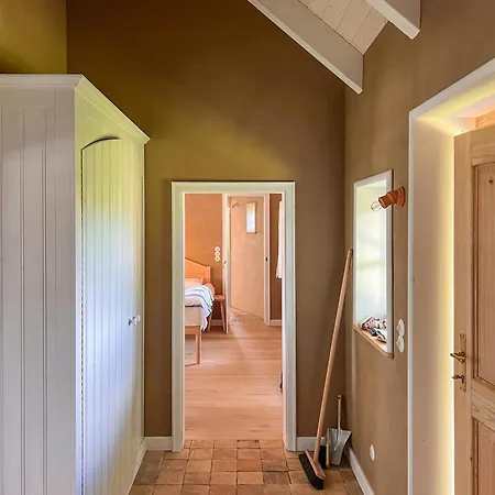 Nyaraló Historic House By The Elbe River