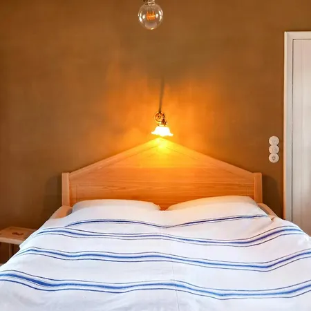 Historic House By The Elbe River *