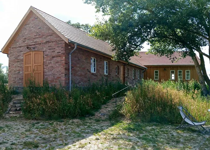 Historic House By The Elbe River Semesterbostad *