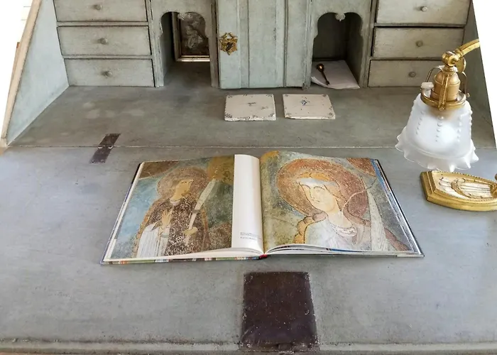 Semesterbostad Historic House By The Elbe River *