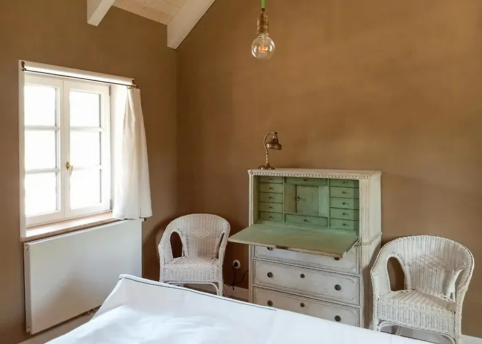 Semesterbostad Historic House By The Elbe River *