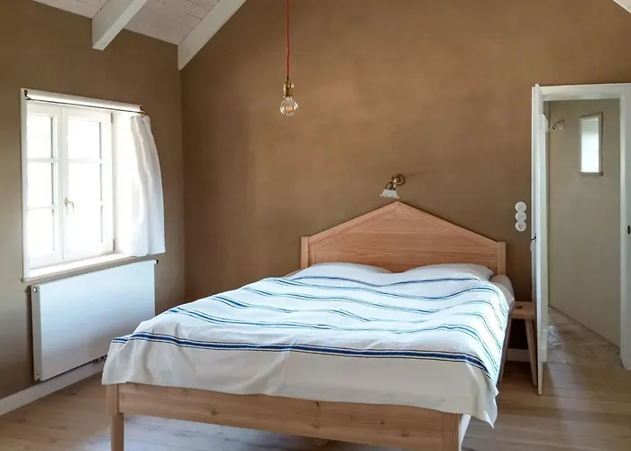 Semesterbostad Historic House By The Elbe River *